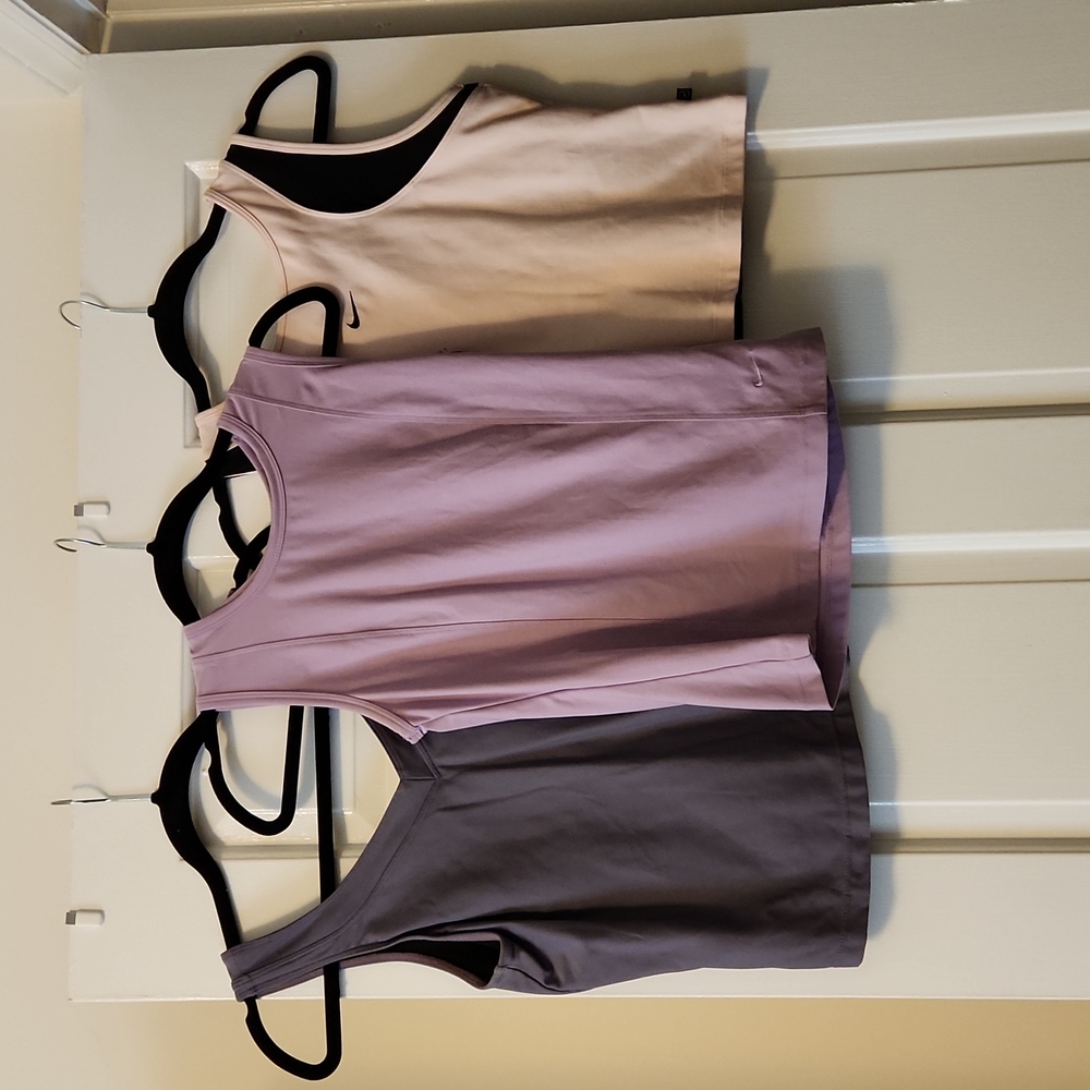 Lot of 3 Nike dri fit workout tops Sz. M Purple lavender pink black